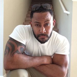 Meet your Posher, Nicholas